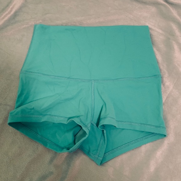 lululemon athletica Pants - Lululemon Wunder Short 2”